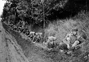 Hollowing: Danish infantry at fall maneuver of allied