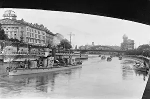 Canon: Danube Canal in Vienna