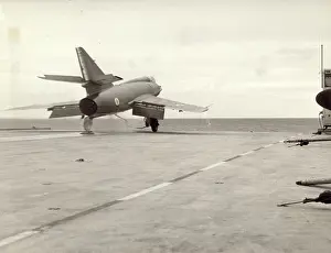 Clemenceau: Dassault Etendard IVM during tests aboard Clemenceau 1960