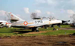 Newark: Dassault Mystere iVA 8-MS