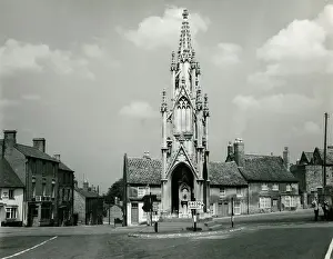 Daventry: DAVENTRY MARKET CROSS