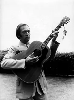Kung: DAVID CARRADINE 1936-2009 Actor