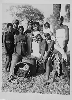 Ethnomusicology: David Gweshe and his group, Korekore, Unknown, Internatio