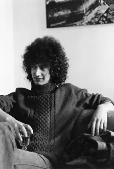 Frizzy: David Lan