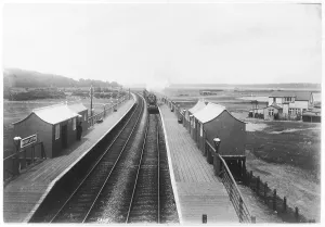 Dawlish: DAWLISH WARREN STATION