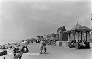 Bexhill: A Day at Bexhill's West Parade