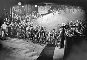 Bikes: Six Days in Berlin, 1931