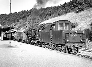 Deutsche: DB locomotive 052 733-3