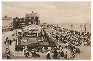 Glimpse: Deal Bandstand