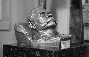 Peshkov: Death mask of M.Gorky