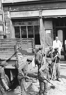 Removal: Debris removal in Munich, 1945