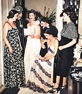 Nettlefold: Debutante dress show 1939