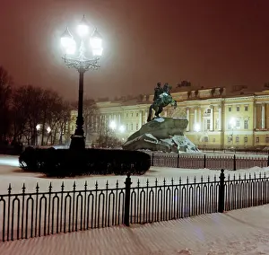 Commonly: Decembrists Square in Leningrad, 1985