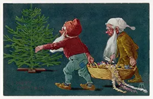 Gnomes: DECKING THE TREE