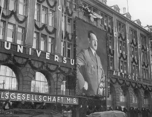 Oversized: Decorated UFA headquarters in Berlin, 1939