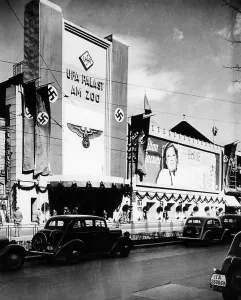 Moreover: The decorated UFA Palast, 1939