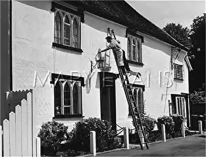 Finchingfield: DECORATING THE FOX INN