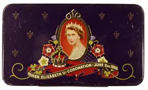 Fleur: Decorative lid, Coronation of Queen Elizabeth II