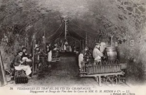 Dosage: DEGORGEMENT AT MUMM'S