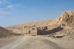 Propylon: Deir el-Medina, Egypt