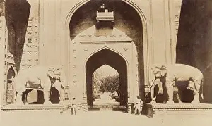 Jahan: Delhi - A major gate of the Red Fort