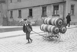 Franconia: Delivering baskets in Upper Franconia, 1909