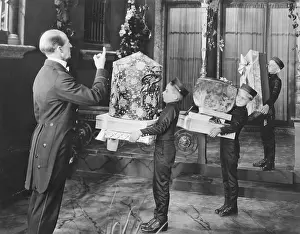Organize: Delivering gifts