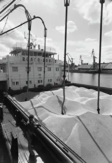 Mooring: Delivery of bread of new harvest to Moscow