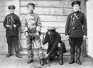 Cuffs: Delivery of a prisoner to a Siberian camp, 1903