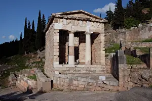 Temenos: Delphi, Greece