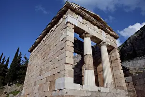 Temenos: Delphi, Greece