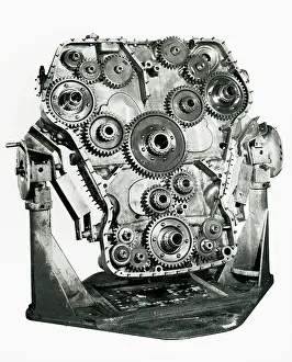Deltic: Deltic phasing gear casing
