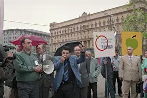 Lubyanka: Democratic organizations rally in Moscow