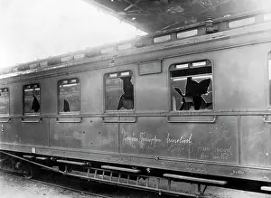 Waggon: Demolished train, 1914