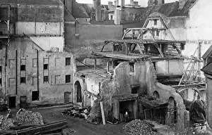 Muenchner: Demolition of the building of Muenchner Neueste