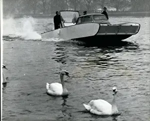Revolutionise: Demonstration of Aquaglider on River Thames, London