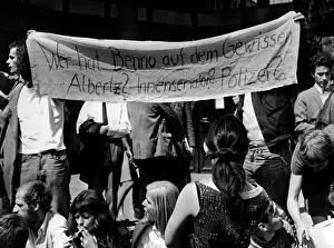 Studenten: Demonstration after Benno Ohnesorg's death in Berlin