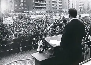 150000: Demonstration in Berlin for freedom and peace