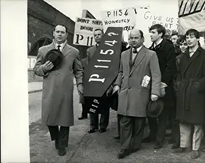 Weybridge: Demonstration against cancellation of aircraft contracts
