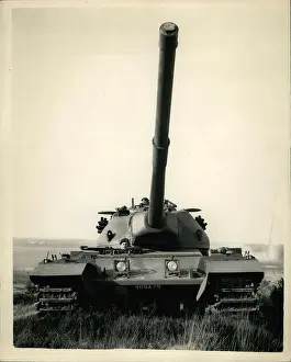 Chobham: Demonstration of Conqueror tank, Chobham, Surrey