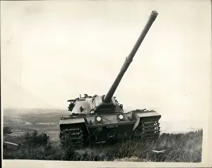 Chobham: Demonstration of Conqueror tank, Chobham, Surrey