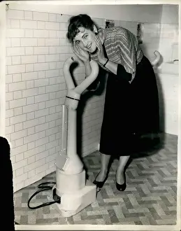Towels: Demonstration of hands and face drier, Earls Court