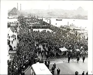 Filthy: Demonstration in Istanbul, calling for war with Greece