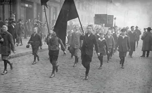 Streetlife: Demonstration of the KPD Youth, 1925