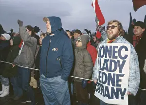Josek: Demonstration - Letna