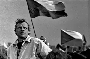 Jaromir: Demonstration - Letna - flags
