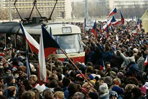 Letna: Demonstration - Letna - tram