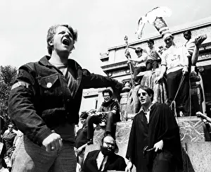 Administrations: DEMONSTRATION, NEW YORK: Students for a ?