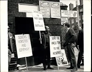 Urging: Demonstration at the Oval cricket ground, London