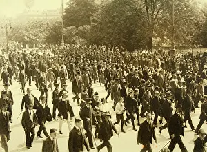Capitols: Demonstration on Ring road in Vienna in front